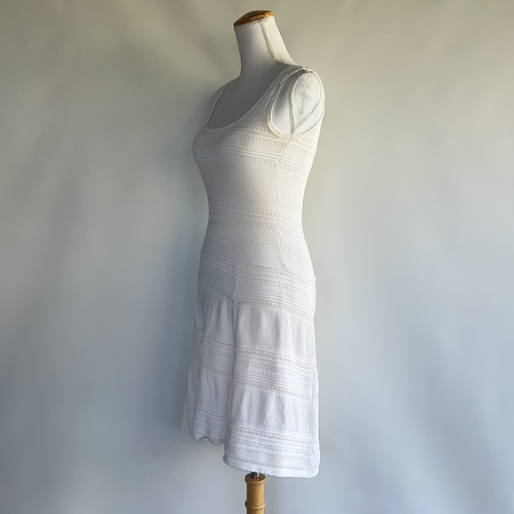 Le Chateau Crocheted Fit and Flare Dress - sz XS - Picture 3 of 6